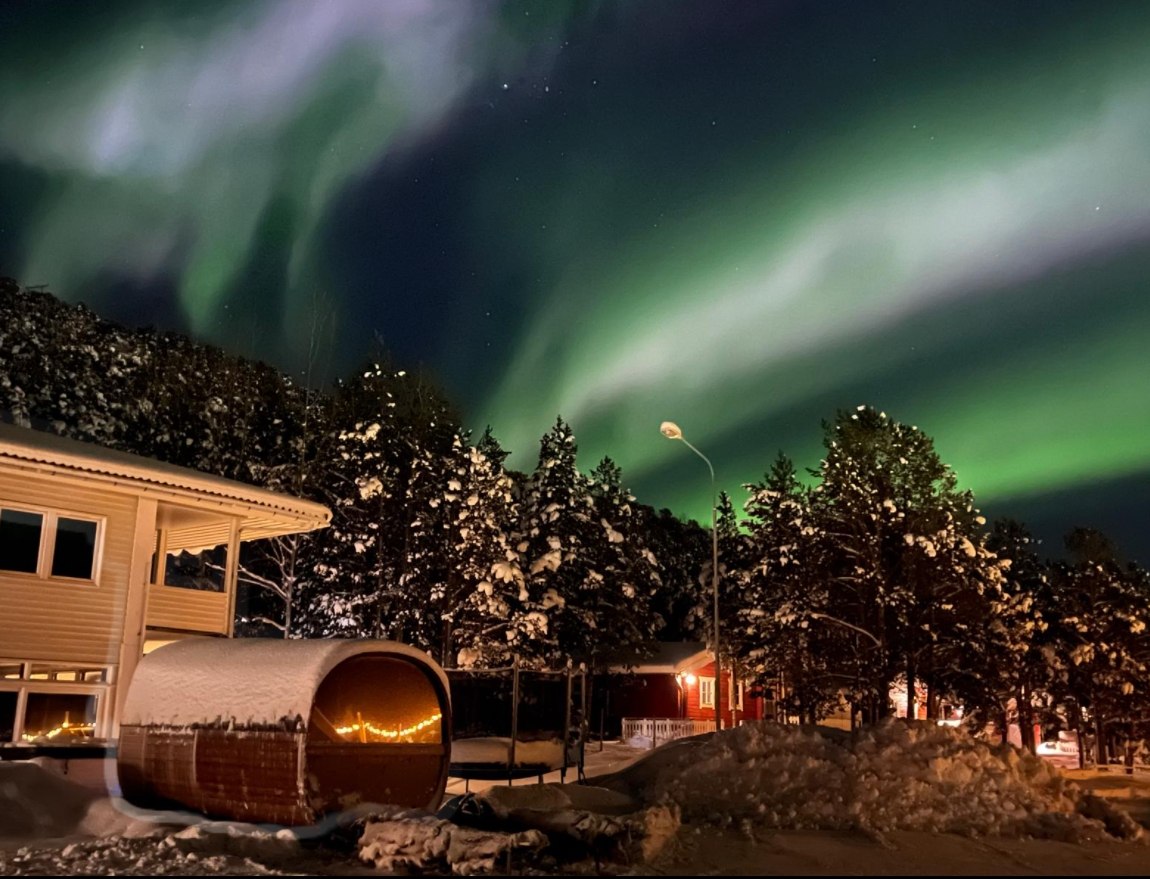 Badstue i det arktiske landskapet