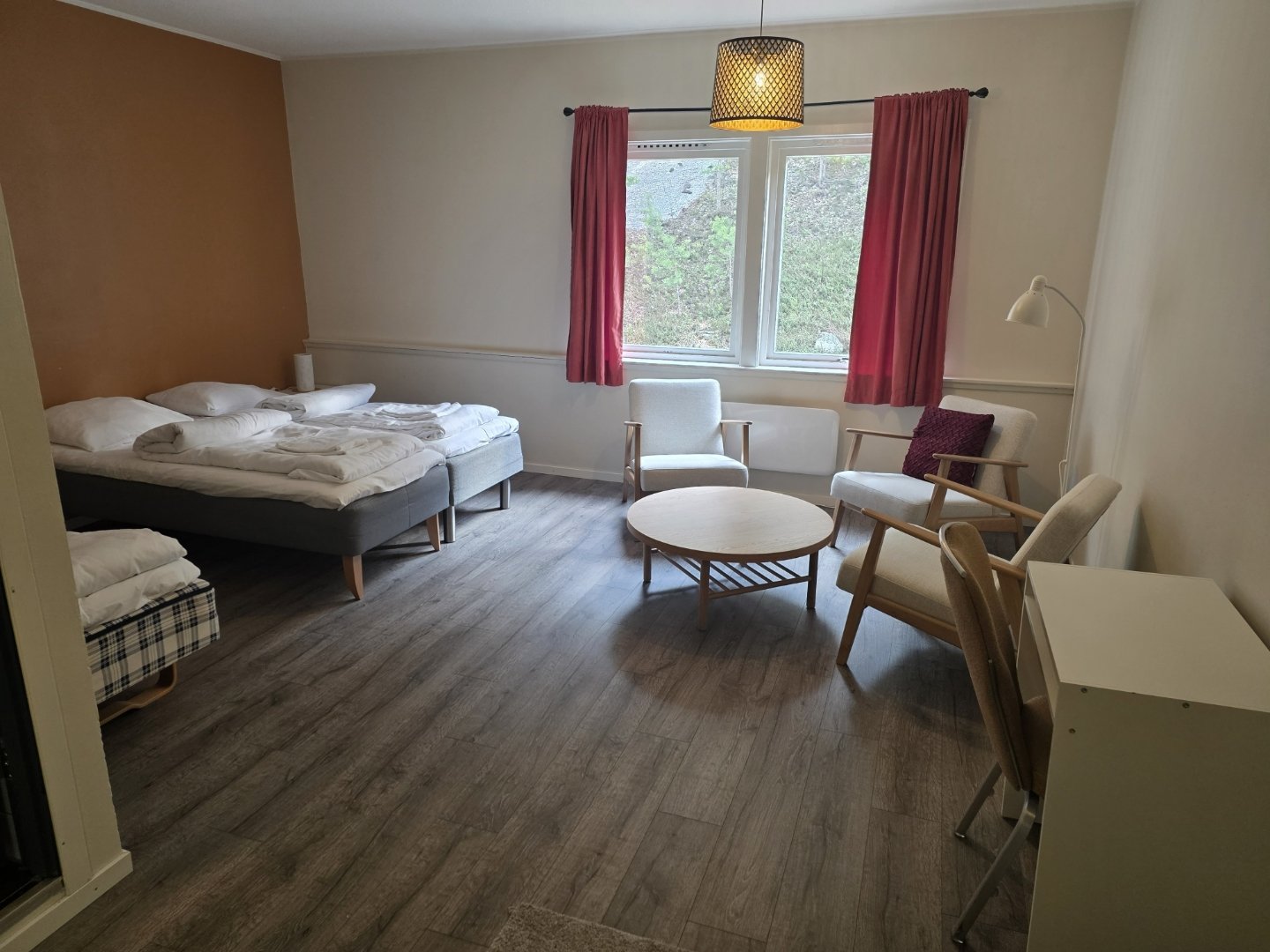Rom med ekstra sengeplass på Lyngenfjord Hotel